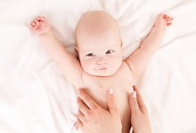 Kviečiame nemokamai išmokti kūdikių masažo (Vilnius)