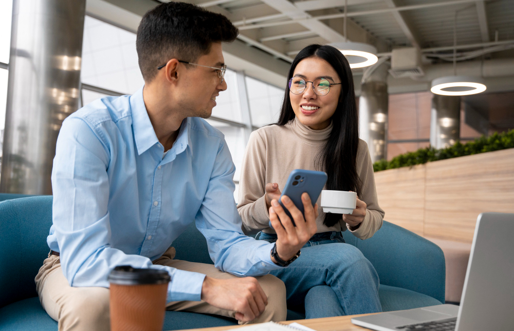 Kalbos barjeras emigracijoje: kodėl net angliškai kalbantys jaučiasi bejėgiai